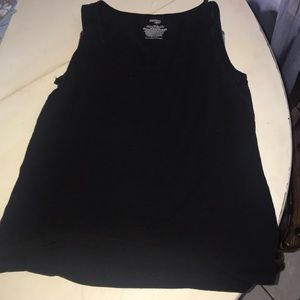 1 black tank top no stains no smells